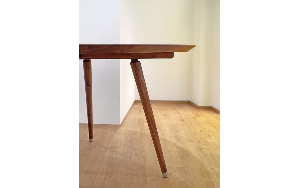 Scholtissek Tisch HUUT rund Scholtissek Tisch HUUT rund