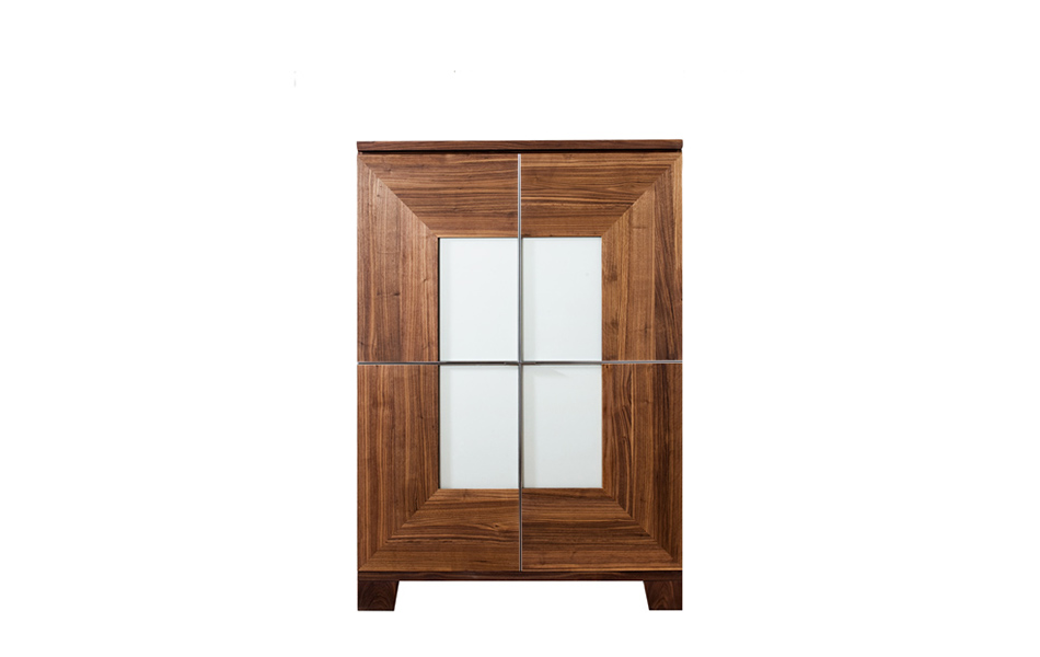 Scholtissek hoher Schrank VARUS